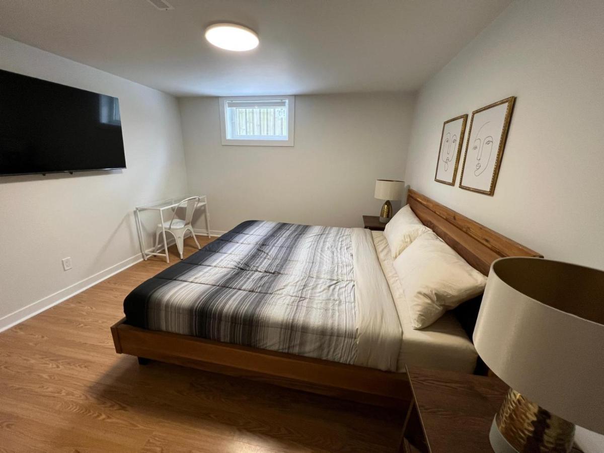 Letitia Heights !B Spacious And Quiet Private Bedroom With Shared Bathroom Barrie Exteriör bild
